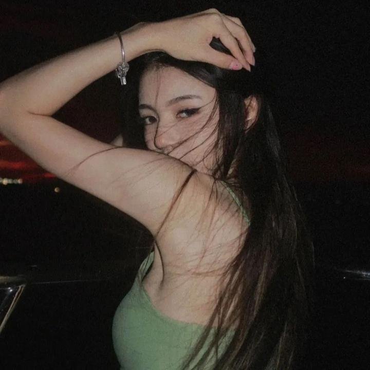 我城；她乡